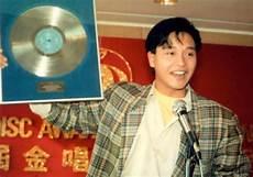张国荣侧脸图片